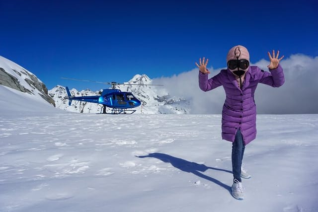 Private Flight: 3 Glaciers with Snow Landing - 45mins - Photo 1 of 3